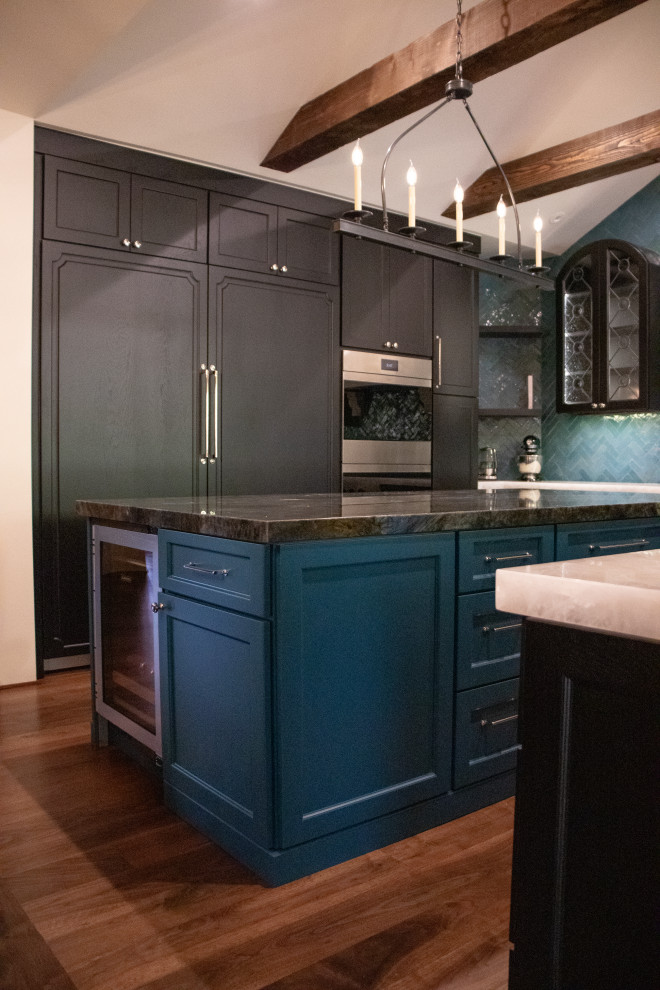 Kitchen - kitchen idea in Phoenix