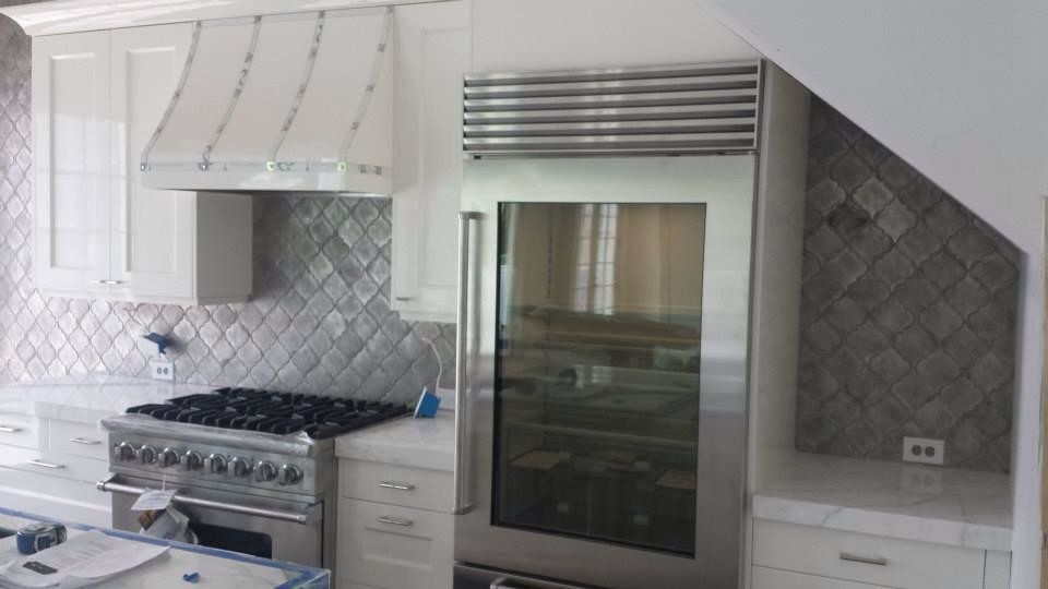 Transitional kitchen photo in Phoenix