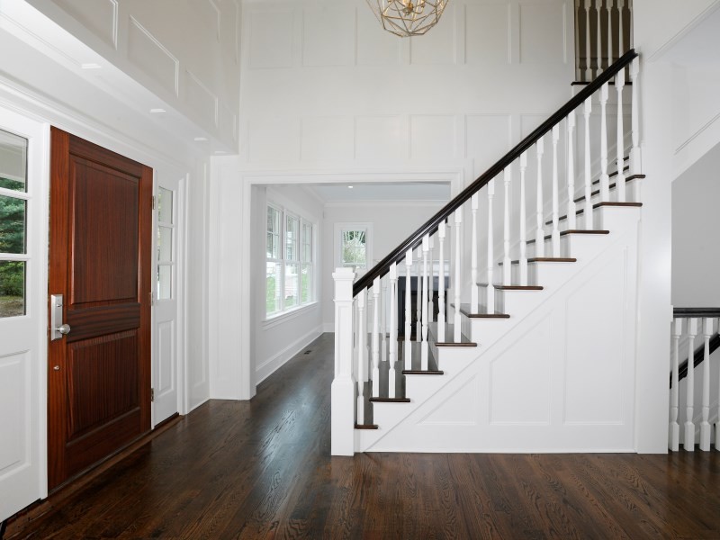 Transitional entryway photo in Chicago