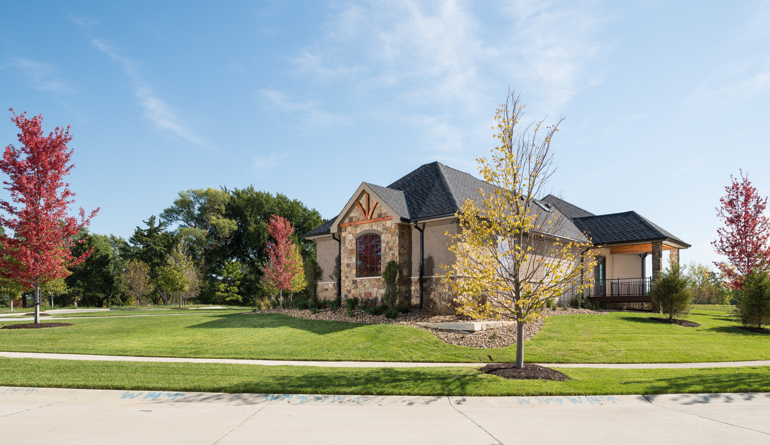 Transitiona/Craftsman Inspired Villa | Sterling Ridge Estates