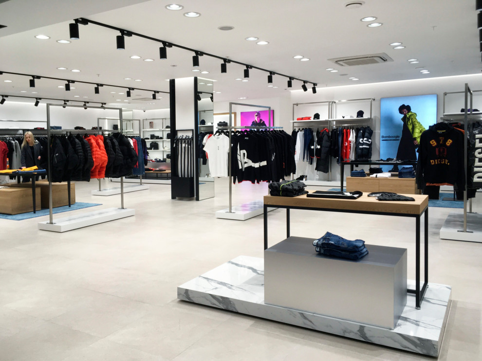 Мультибрендовый бутик "Драйв" ТК "Гостиный двор", г. Челябинск