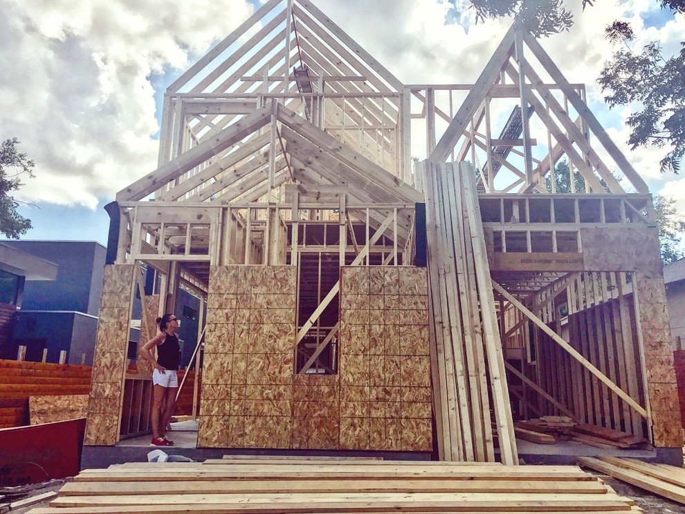 Home design - eclectic home design idea in Austin