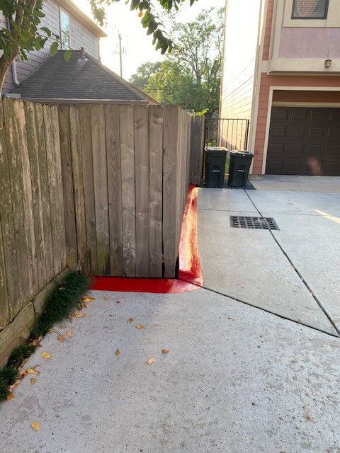 Painted Safety Red Fire Curb