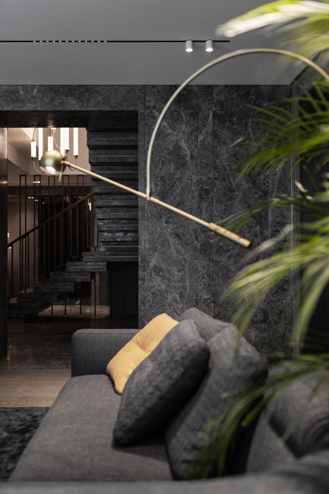 Triumph: eclectic style of stones & metals