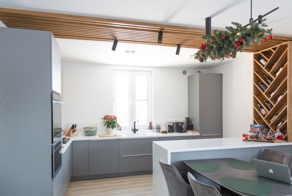 Винный стеллаж из дуба в масле