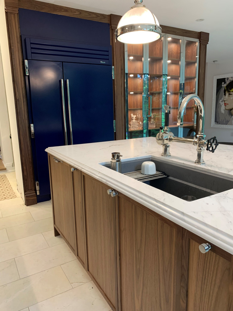 Mid-sized minimalist galley travertine floor, beige floor and wallpaper ceiling open concept kitchen photo in Toronto with an undermount sink, shaker cabinets, medium tone wood cabinets, marble countertops, gray backsplash, marble backsplash, colored appliances, an island and white countertops