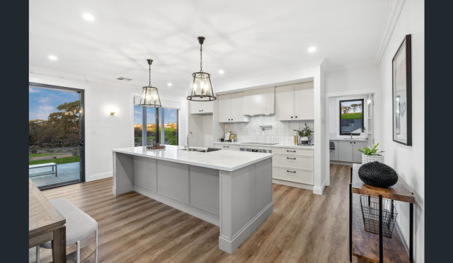 Grace transitional-kitchen