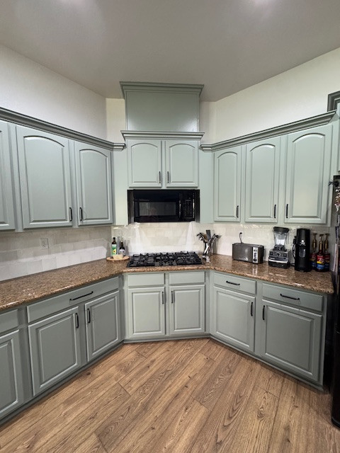 West Roseville Cabinet and Backsplash Refresh