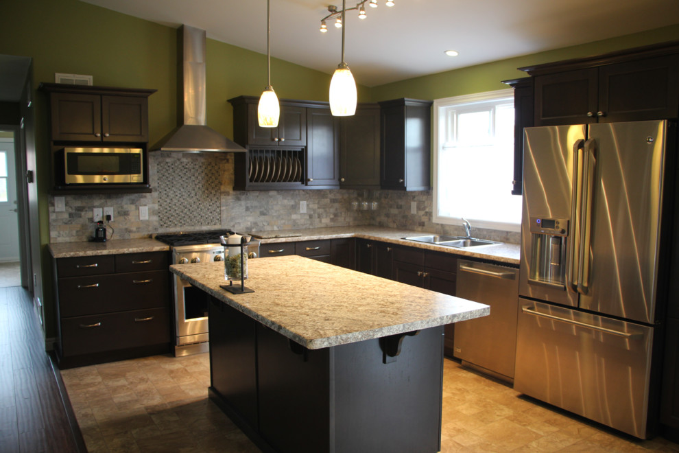 Kitchen - kitchen idea in Toronto