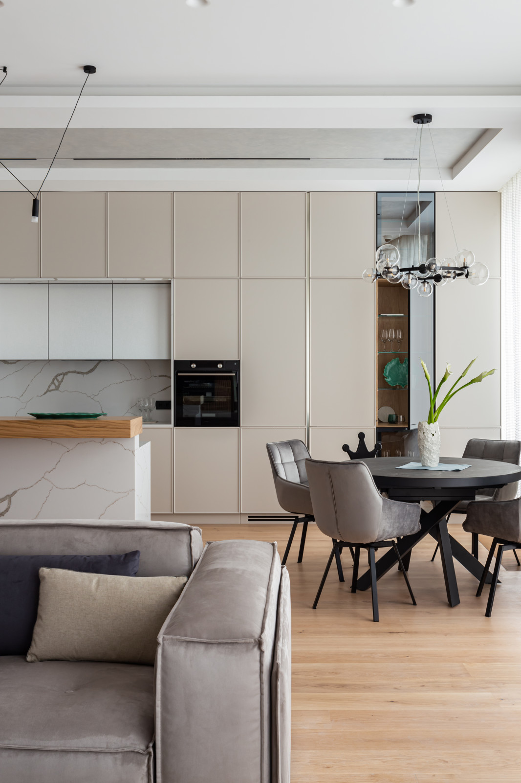 Современная квартира для дружной семьи