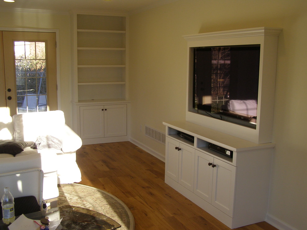 Home design - transitional home design idea