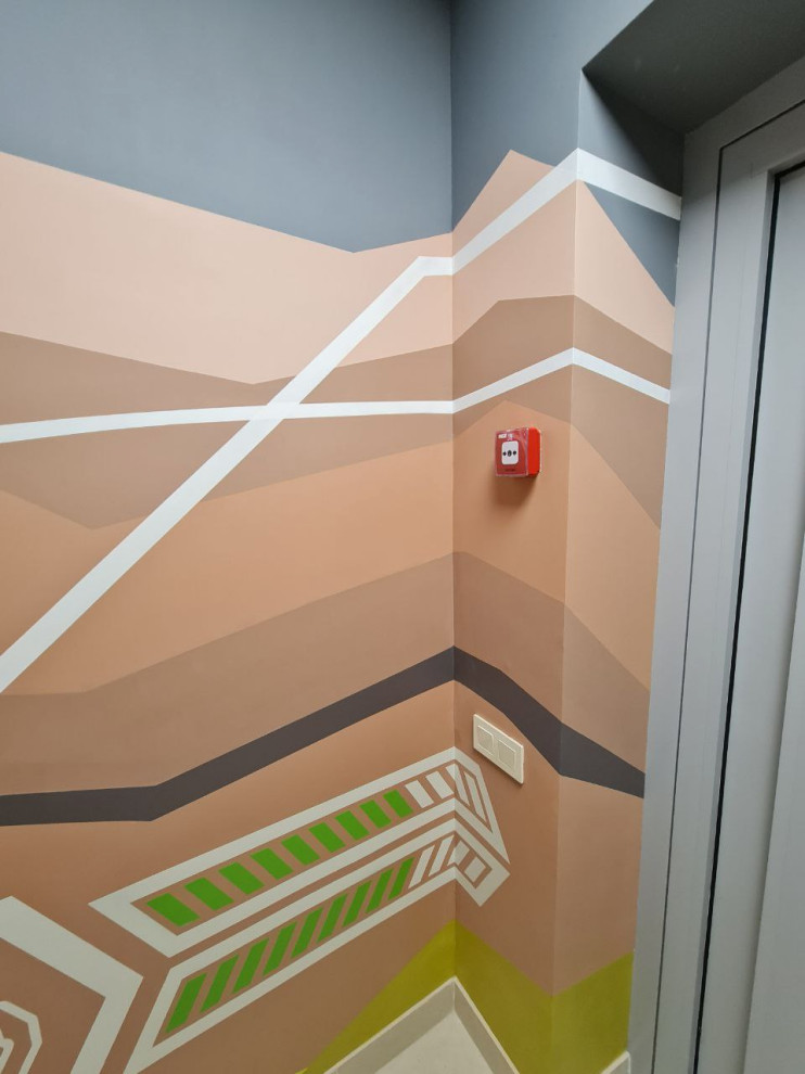 Трафаретна роспись стен в офисном здании