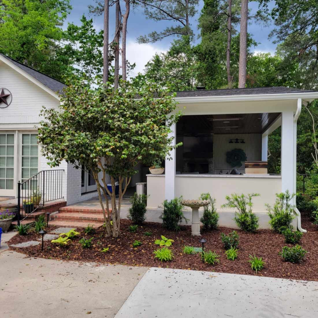 EXTERIOR NEW PORCH