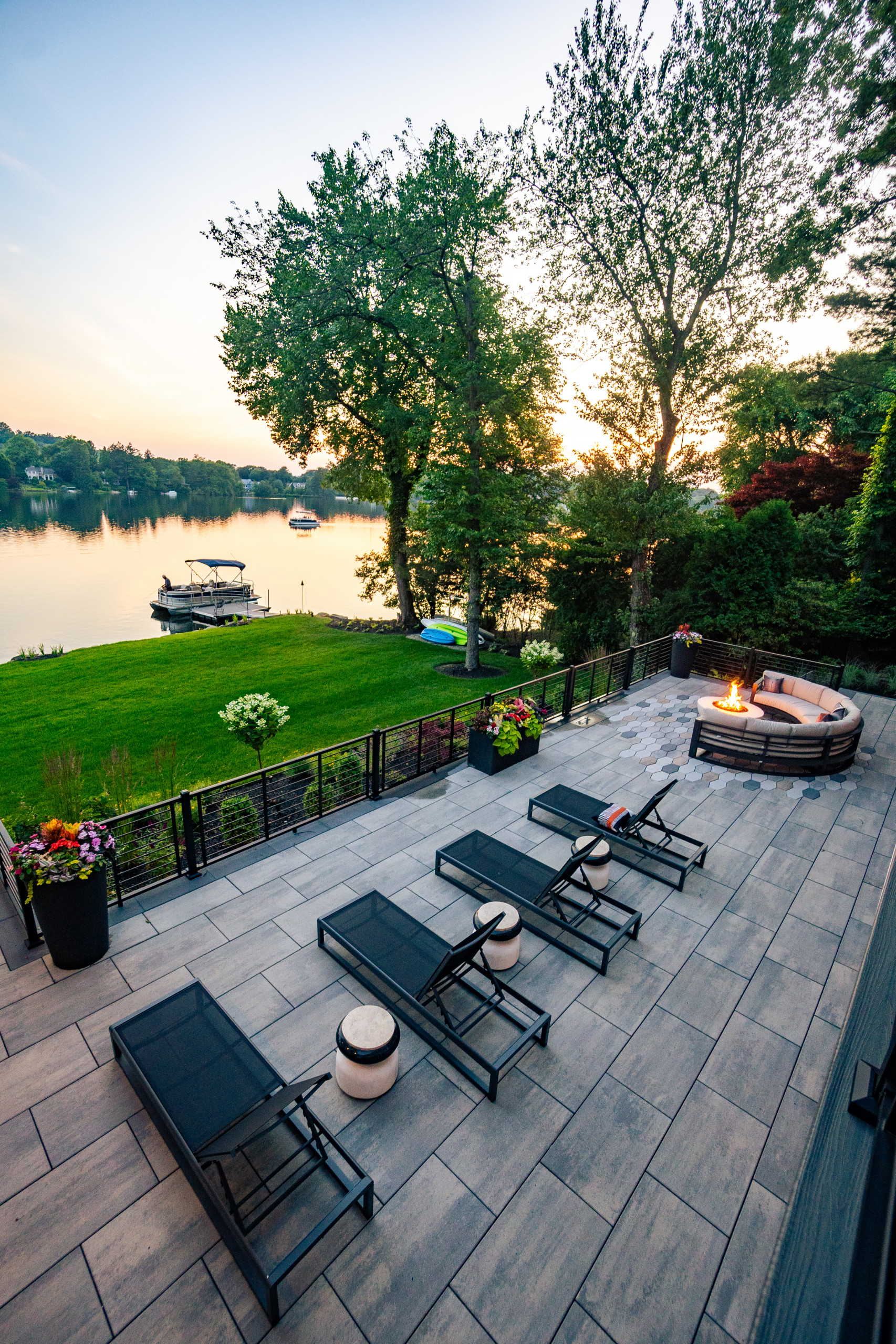 Pines Lake Modern Retreat