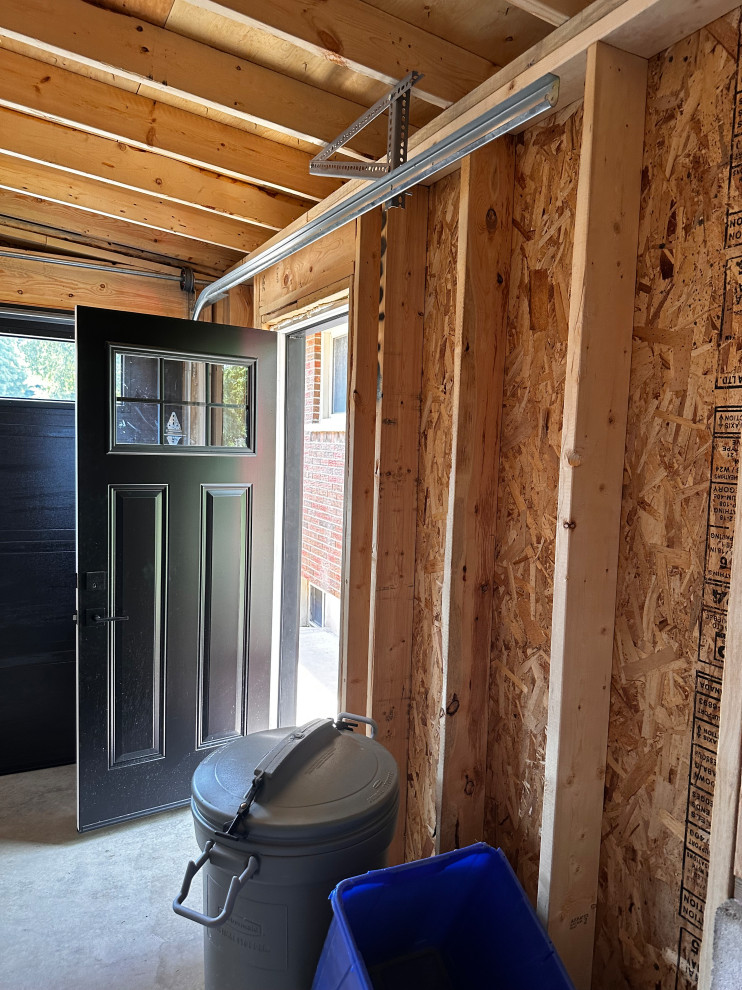 Susan Ave - Garage Rebuild - London, ON