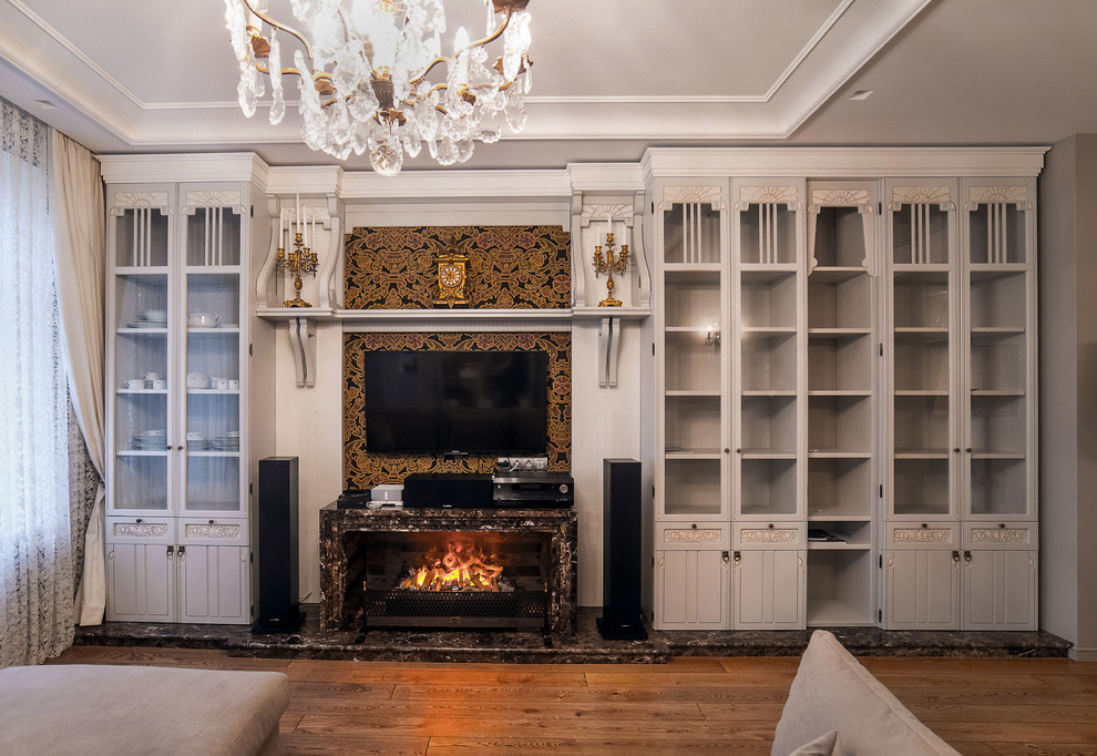 ПАРАДНЫЙ КВАРТАЛ