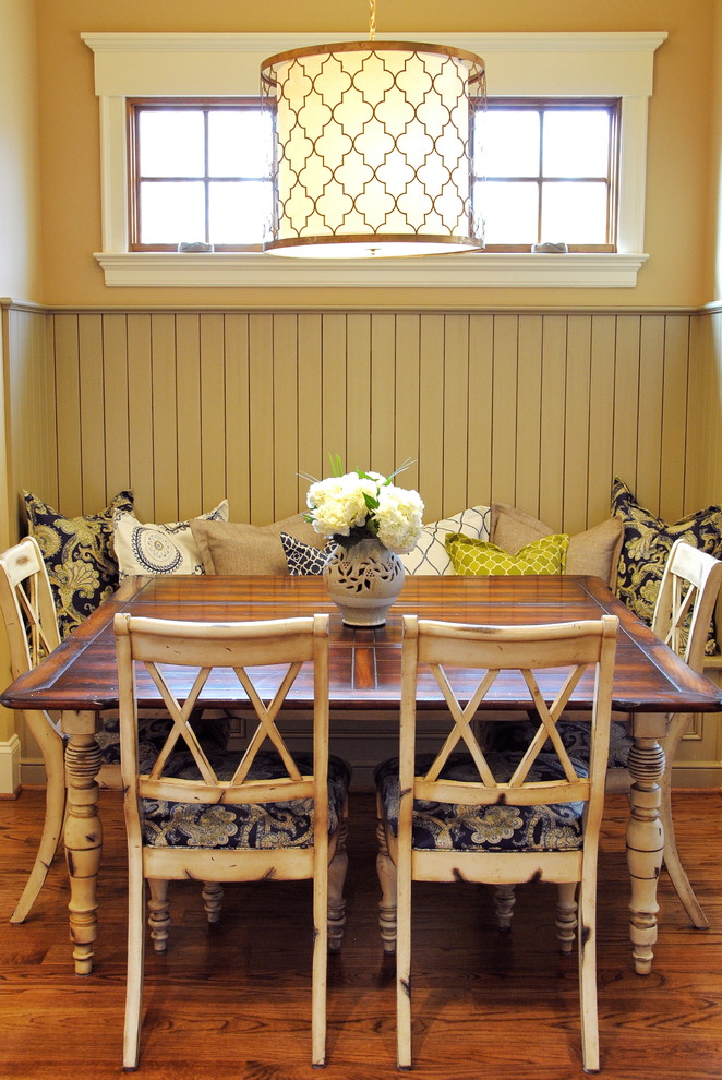 Dining room - transitional dining room idea in Charlotte