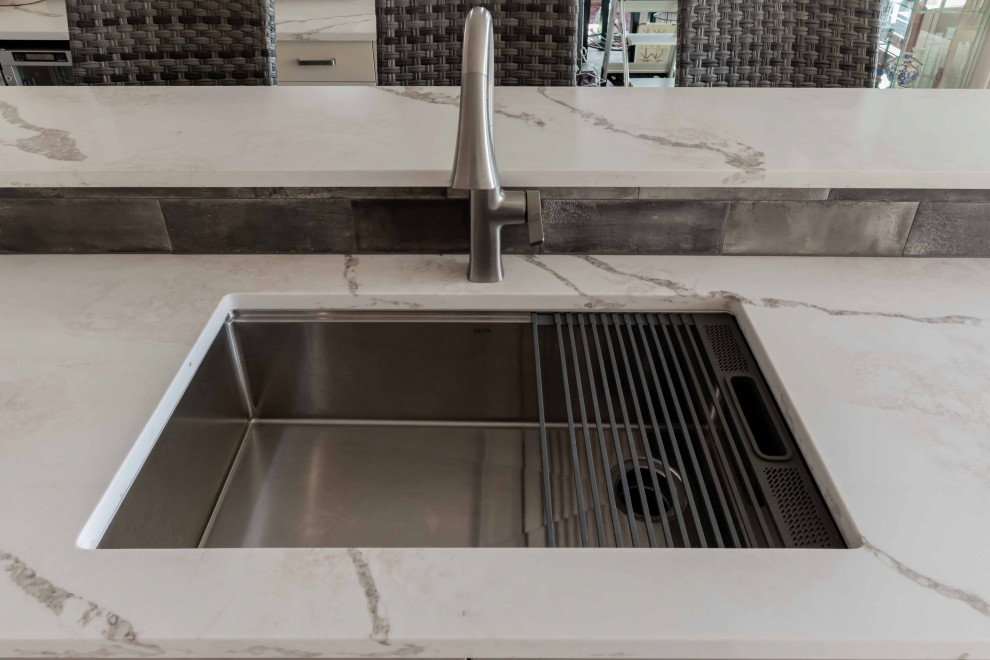 Wauna - Gig Harbor Kitchen