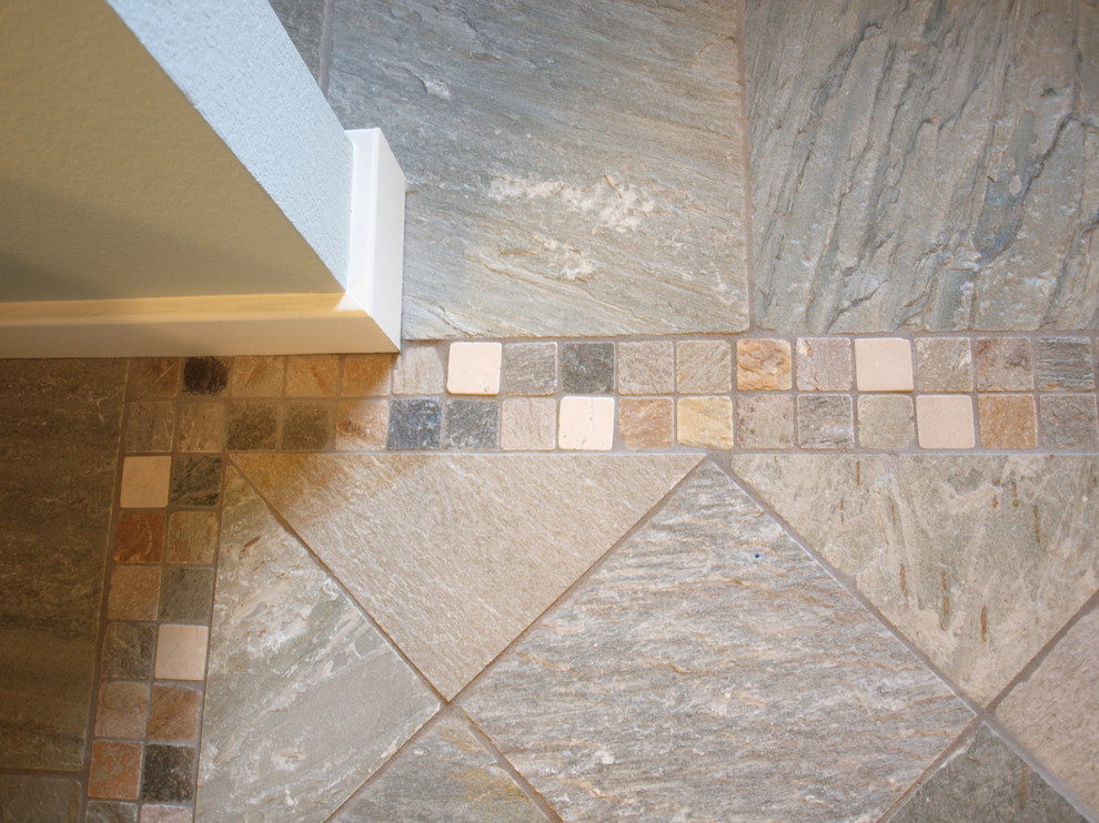 Bathroom - transitional bathroom idea