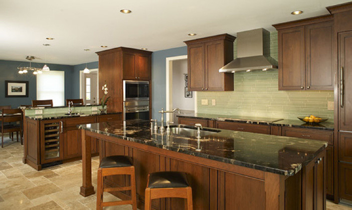 Transitional kitchen photo in Philadelphia