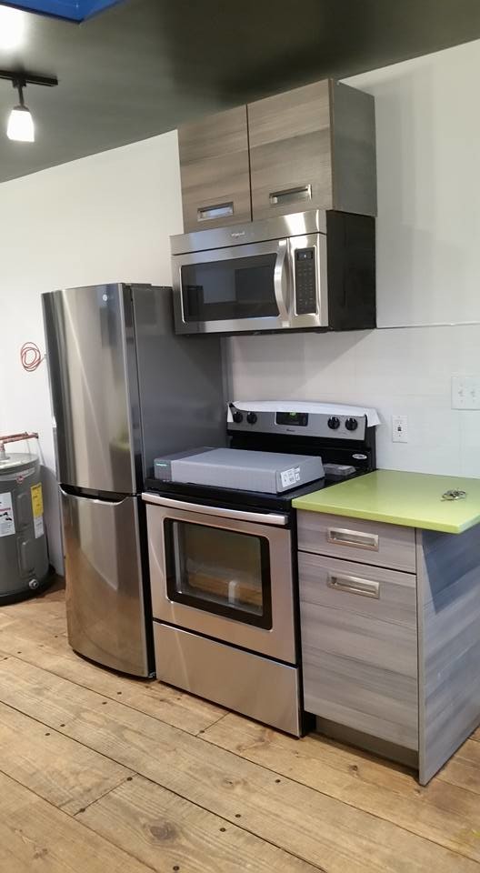 Kitchen - eclectic kitchen idea in DC Metro