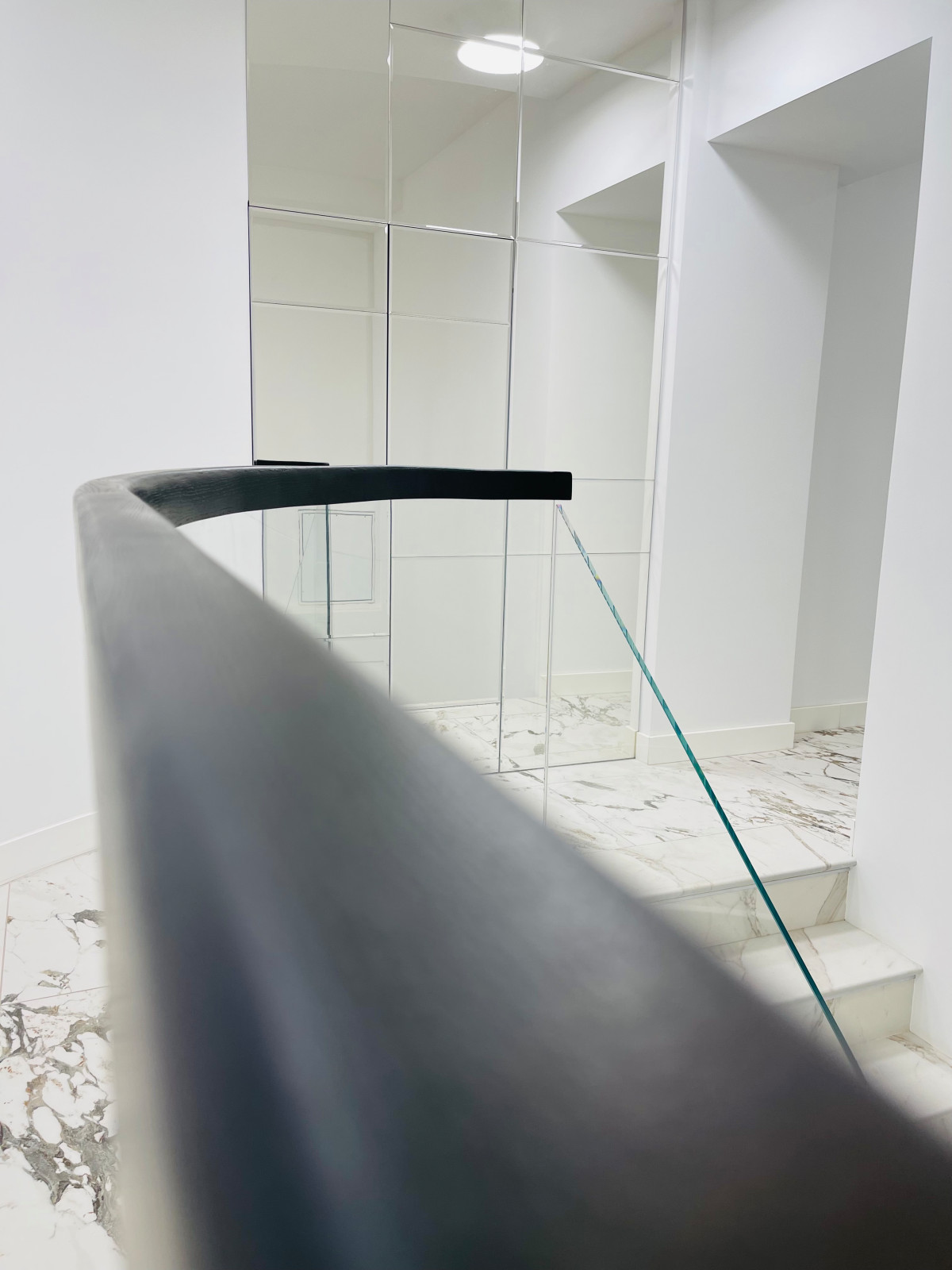 Ограждение- Гнутое стекло