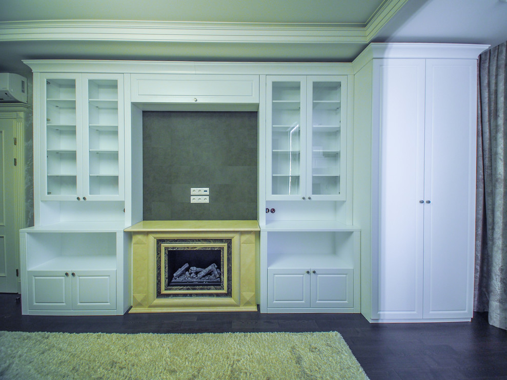 Шкаф и тумба под ТВ.