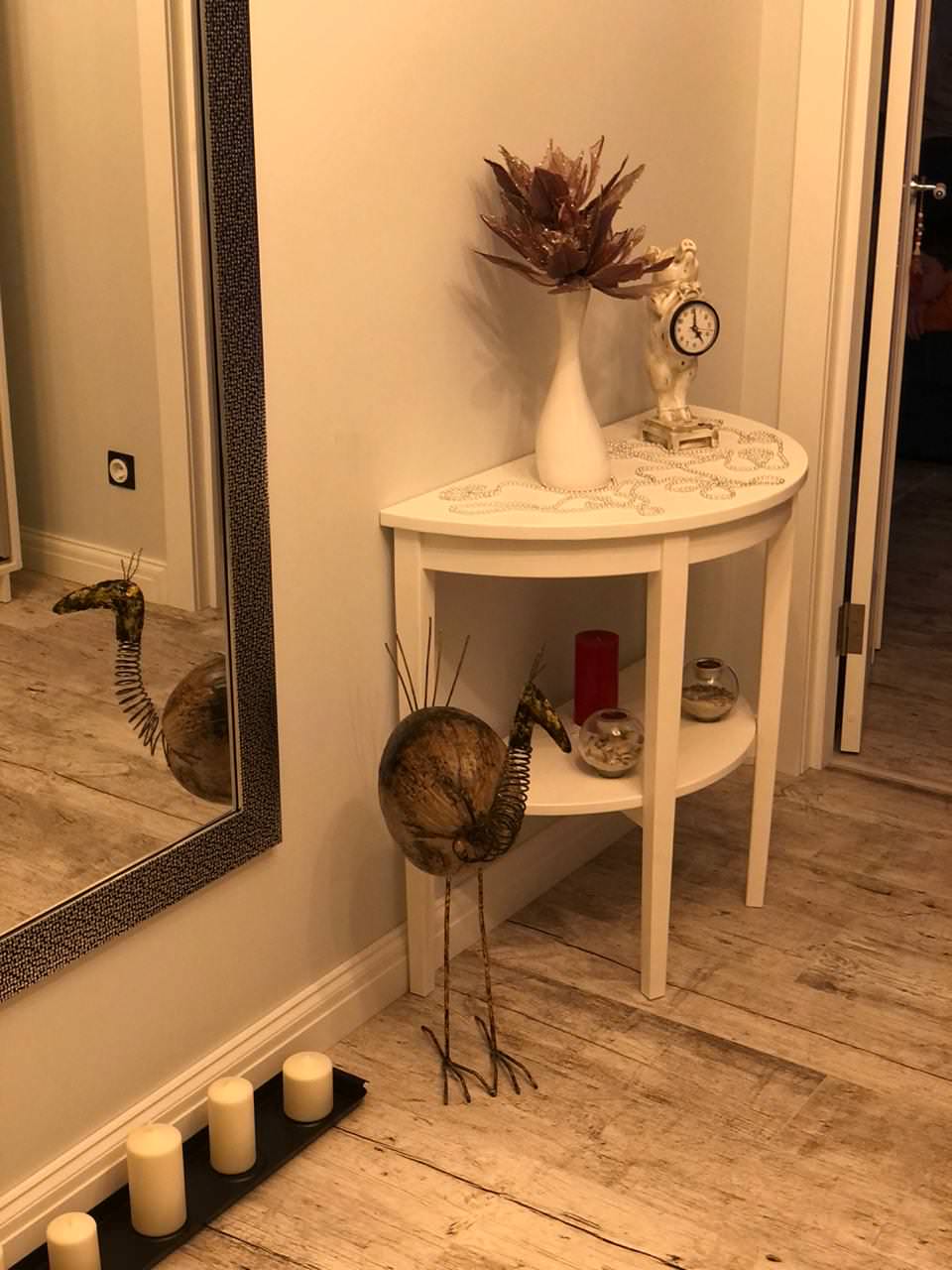 Современный черный