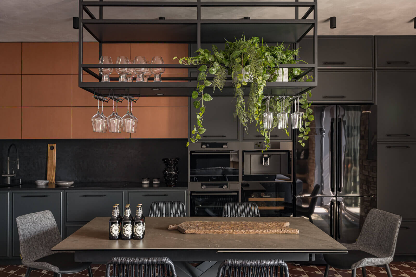 Квартира Байкера | Реализованный интерьер квартиры в стиле лофт