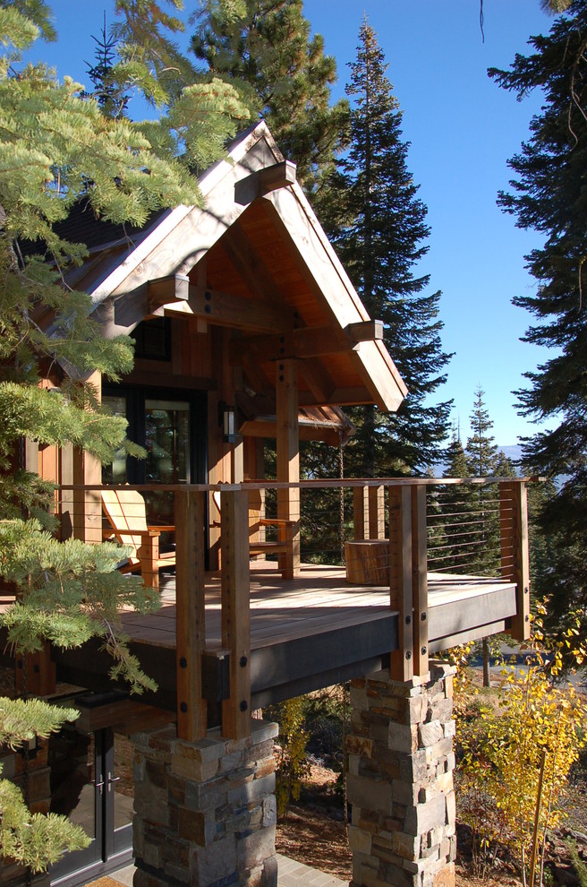 This is an example of a large country deck in Sacramento.