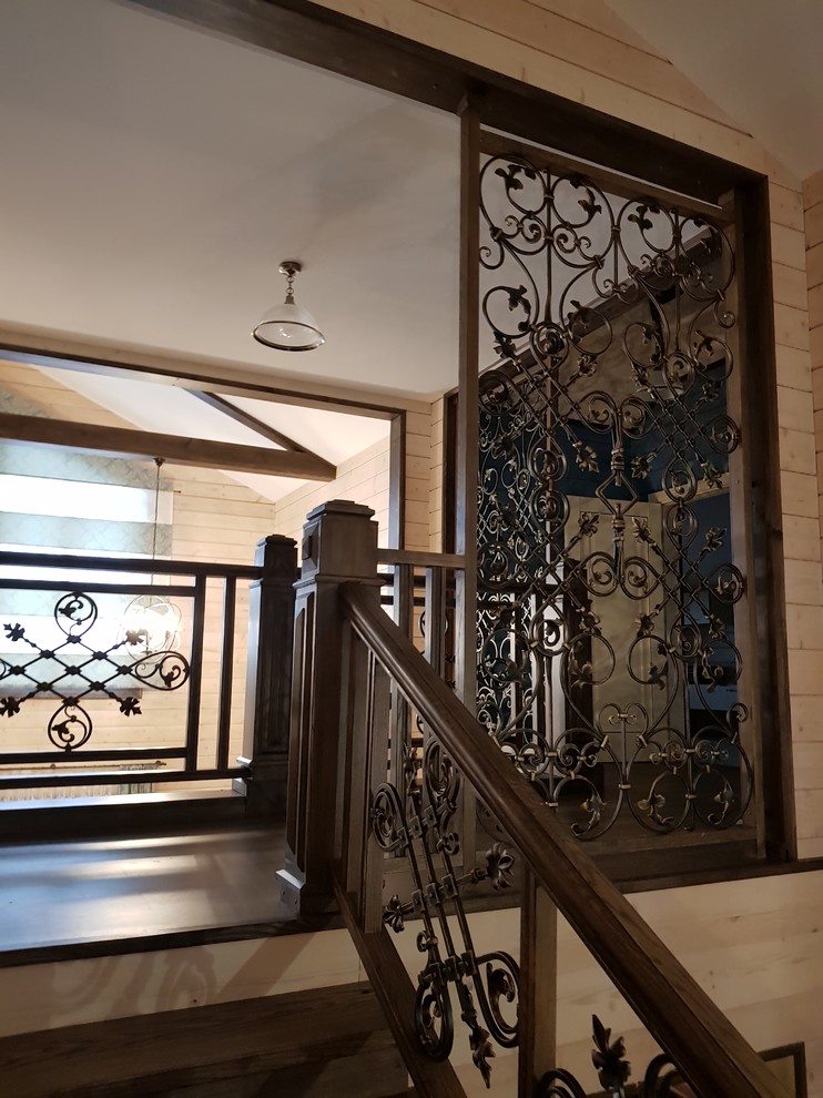 проект дома из клееного бруса, гостиная, лестница и баллюстрада, второй свет