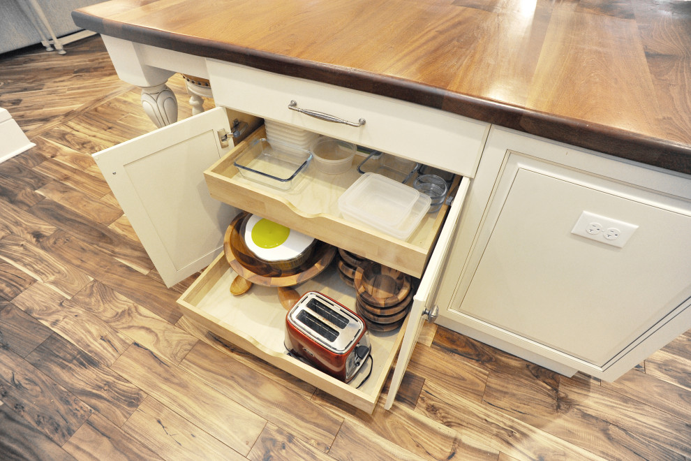 A Chef's Kitchen French Country Kitchen Chicago by Wood Street