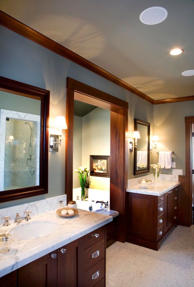 Photo of a transitional bathroom in Salt Lake City.