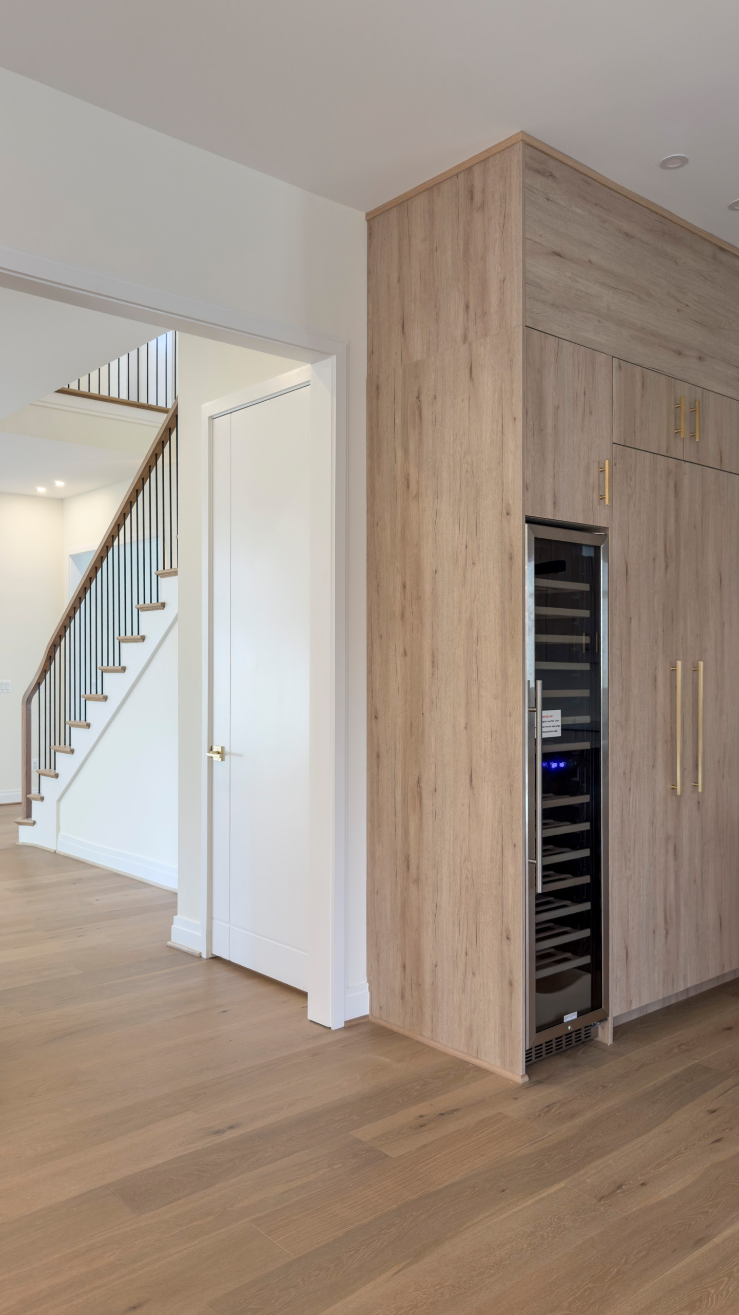 144_Attractive Transitional Staircase in Impressive Modern Home, Vienna VA 22180
