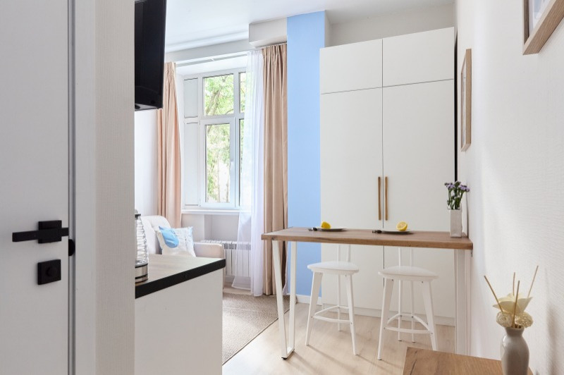 Октябрьский 403 7725