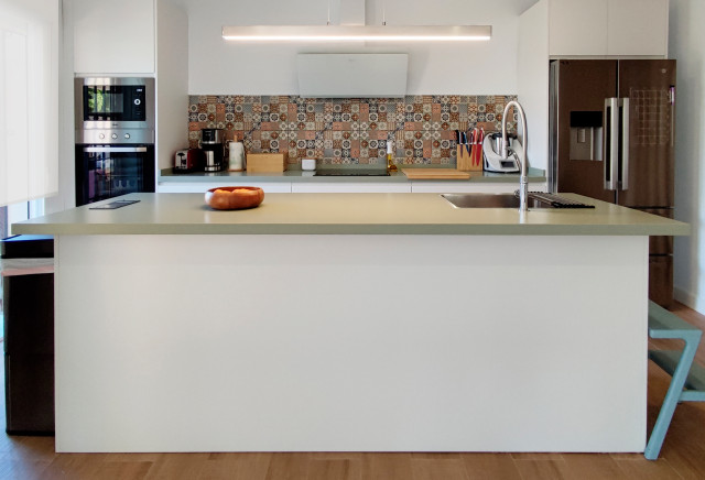 Reforma integral en El Portil coastal-kitchen