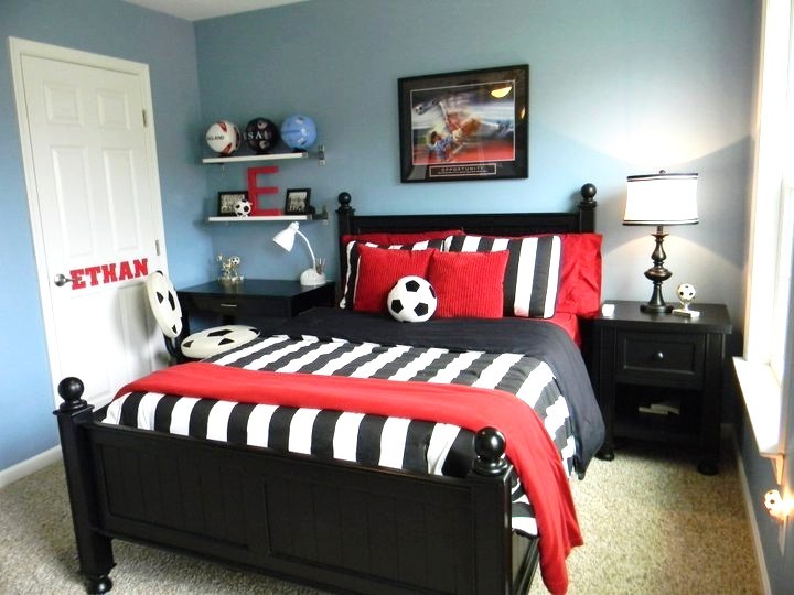 boys soccer bedroom