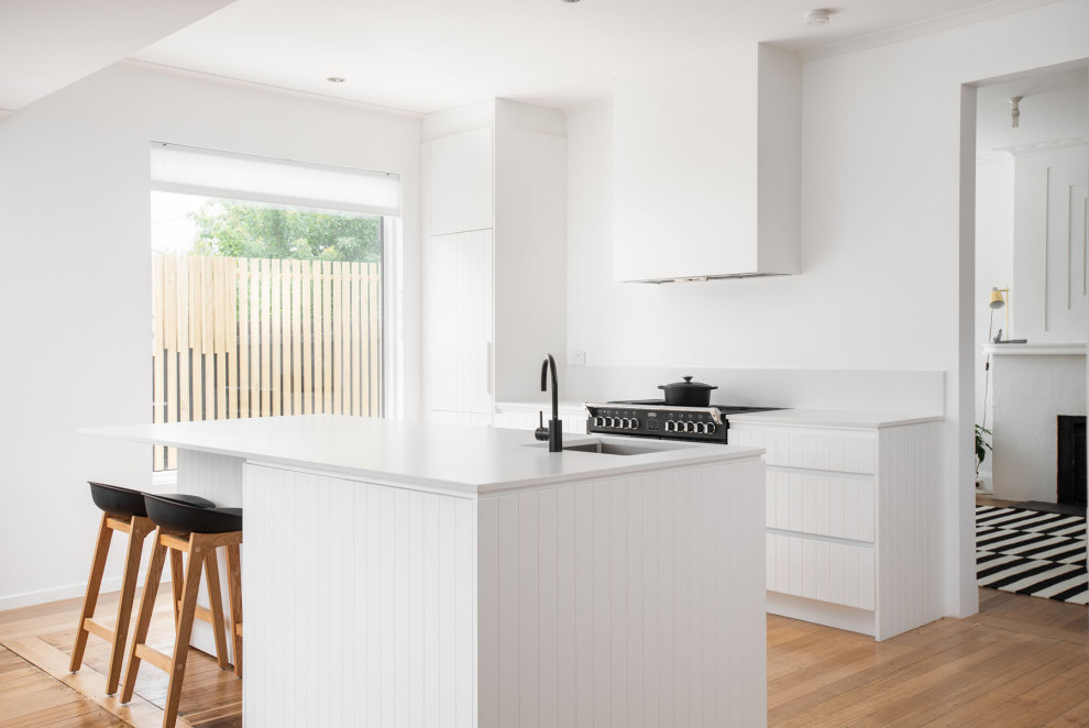 Photo of a scandinavian kitchen in Hobart.