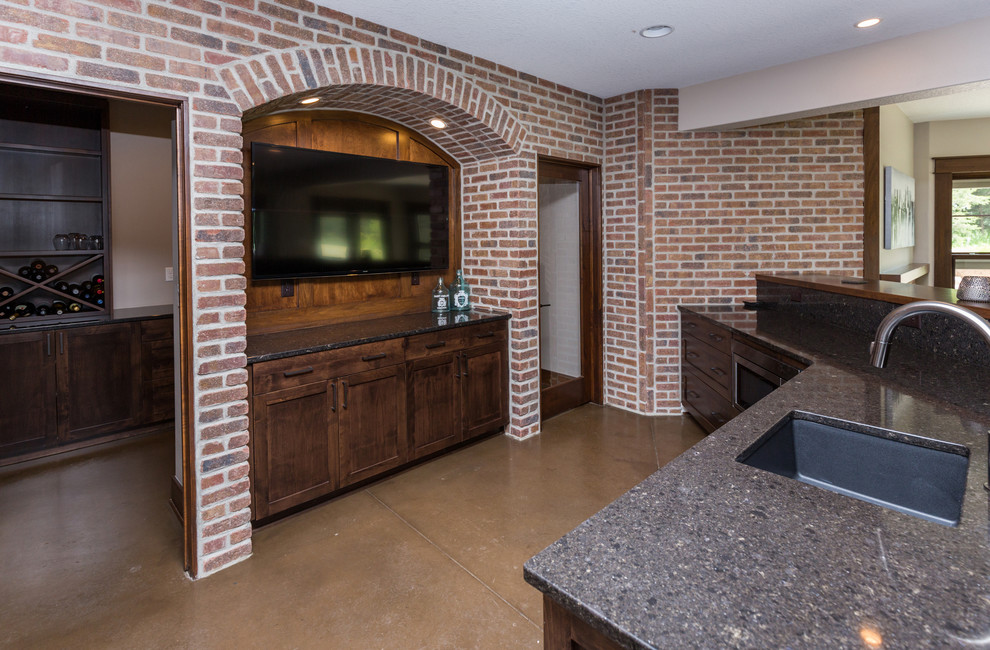 Transitional wine cellar photo in Cedar Rapids