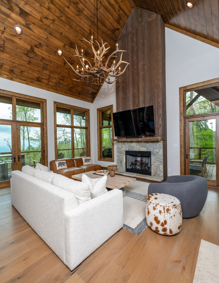 Eagles Nest--the Dire Wolf-- Air BNB Project - Rustic - Living Room ...