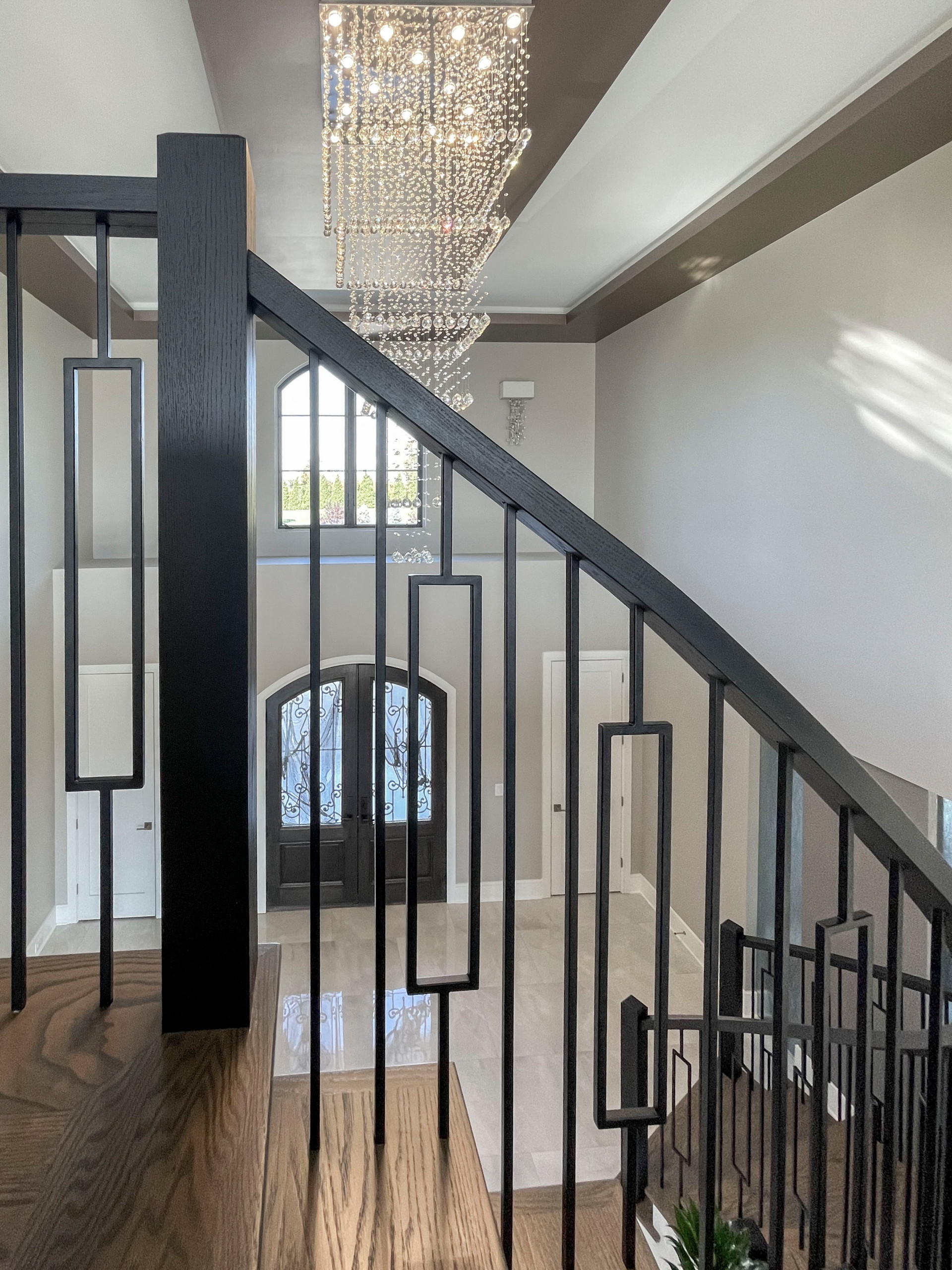 114_Striking Floating-Curved Staircase, Leesburg VA 20175