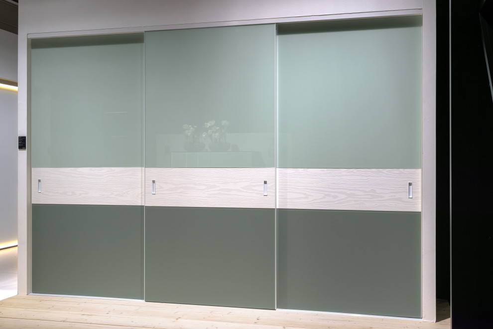 Встроенный шкаф-купе (Профиль Raumplus s8000)