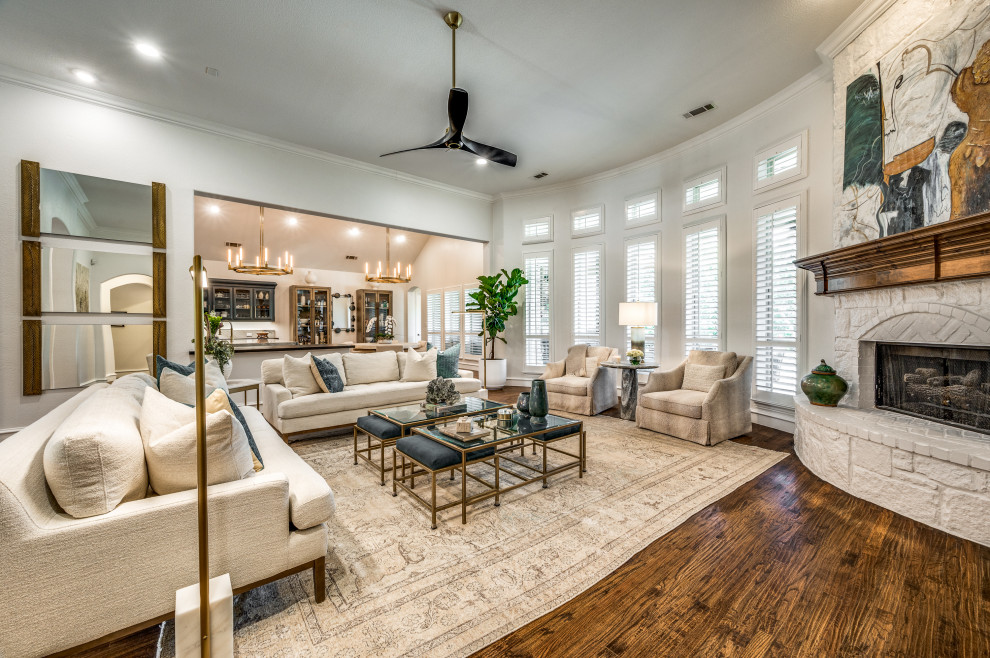 Inspiration for a transitional living room remodel in Atlanta