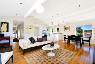 Contemporary Living Room 