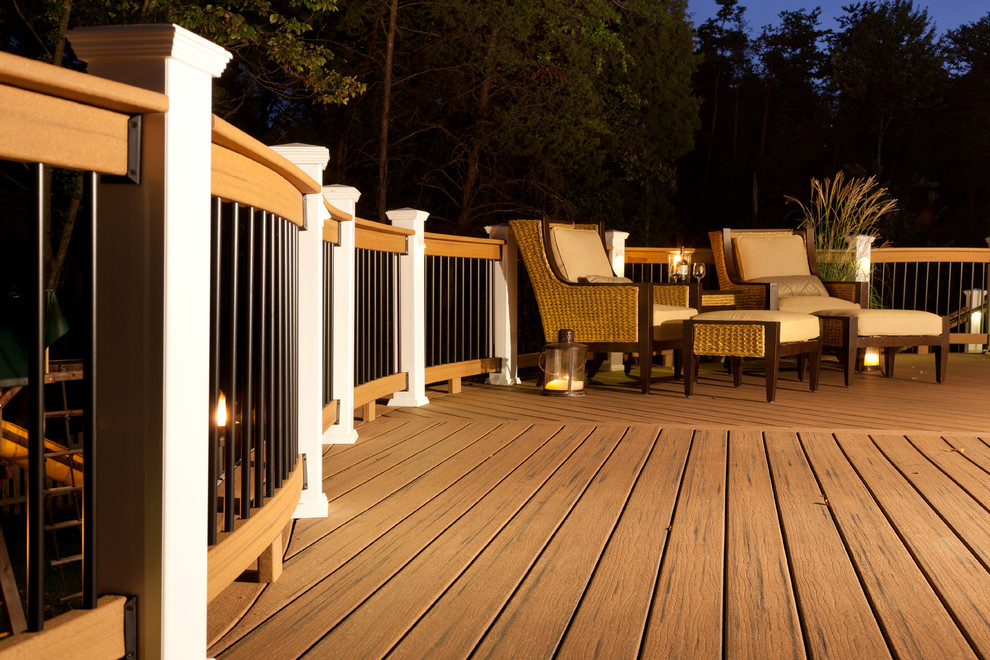 Photo of a contemporary deck in Other.