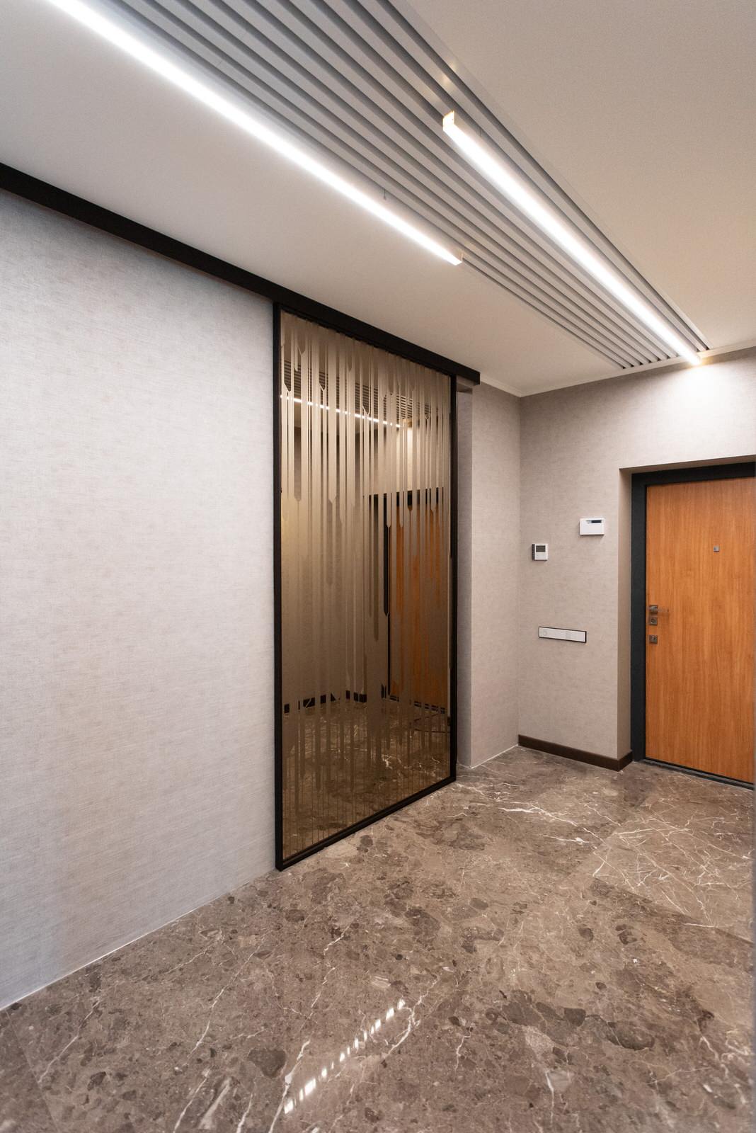 Раздвижная подвесная межкомнатная перегородка дверь в профиле R1200 AIR raumplus