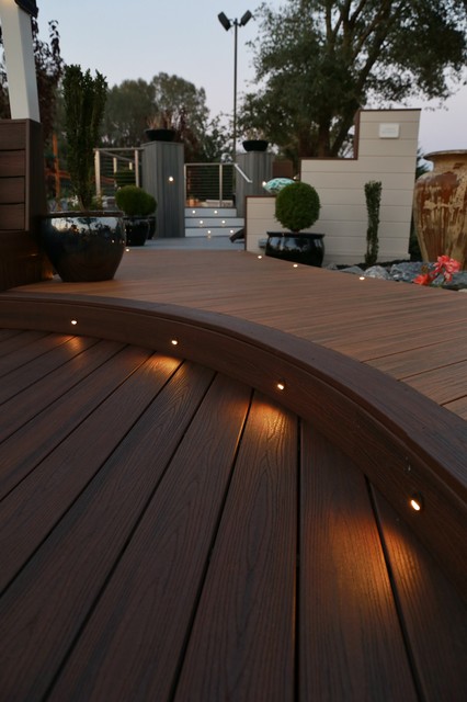 Deck Oasis contemporain-terrasse-en-bois