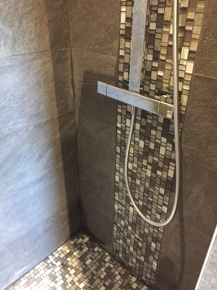 douche maçonnée