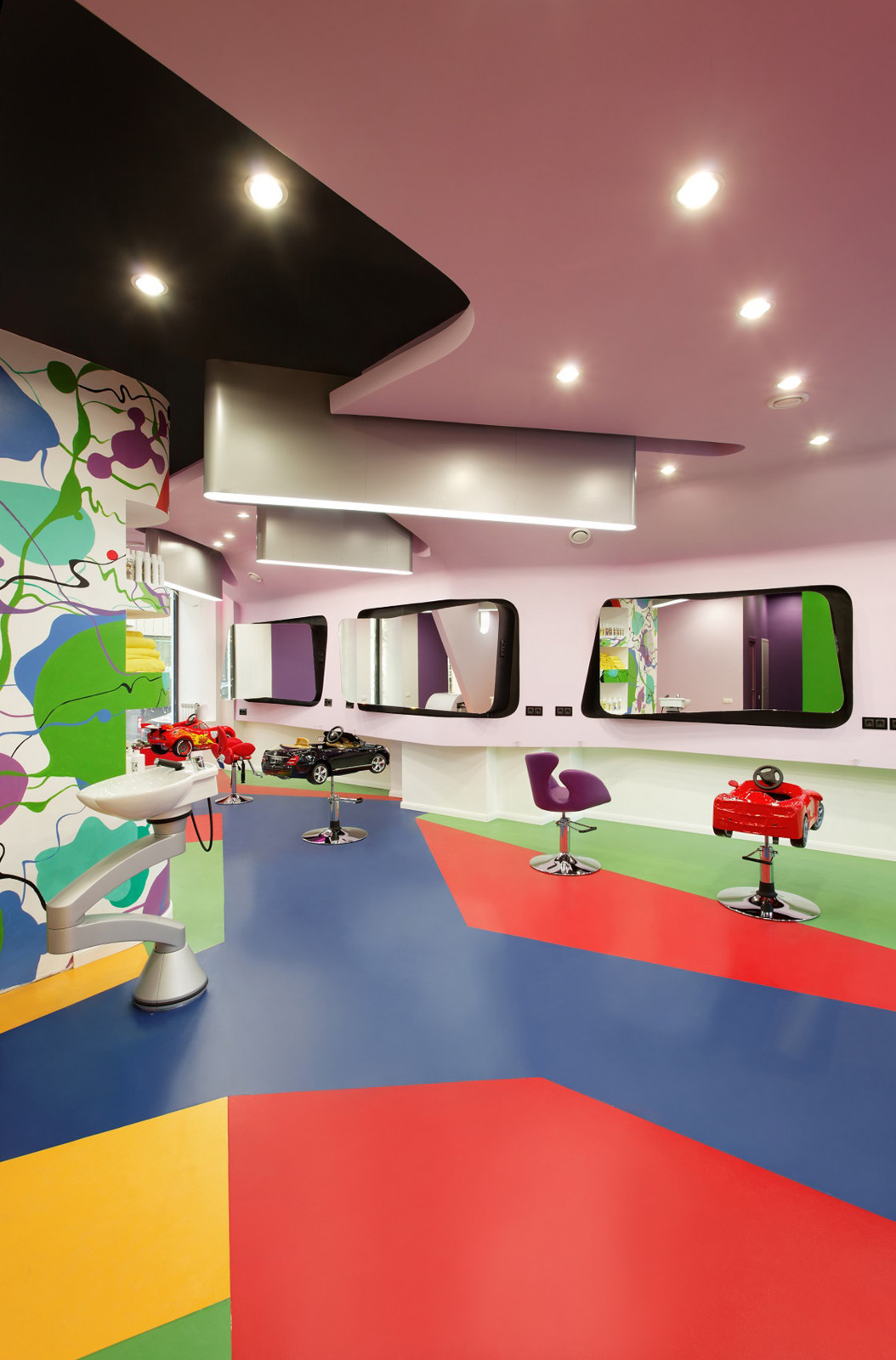 Детский салон красоты