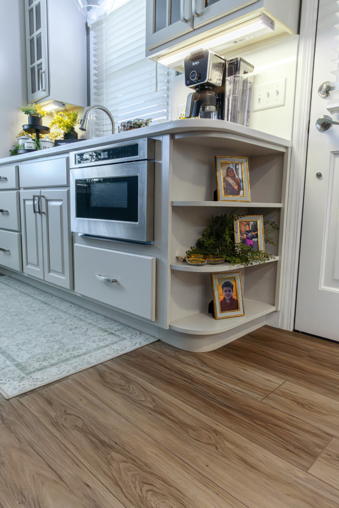 Farmhouse Style Kitchen